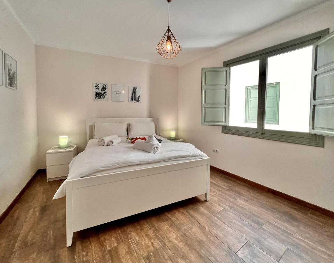 Downtown Apartment By United Renters Alicante Ngoại thất bức ảnh